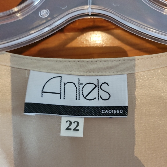 Antels long dress 22 - Picture 6 of 8